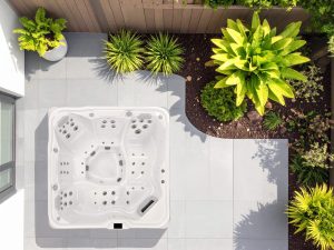 Equinox Hot Tub EQ770 Pro – 32 amp with Touch Screen