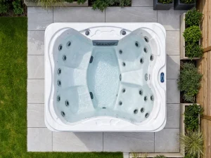 550-S - 13 amp Sunbeach Spa Hot Tub