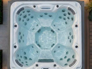 970-S - 32 amp Sun Beach Hot Tub